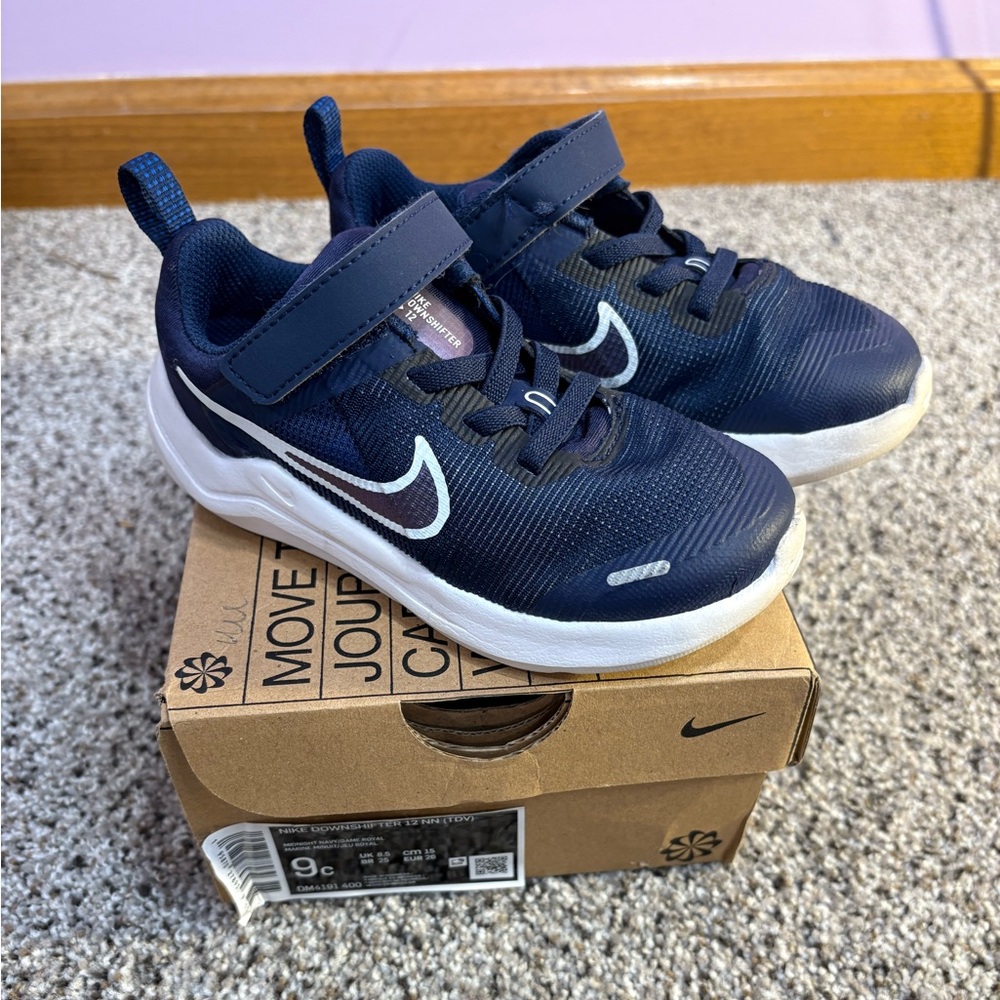 Nike Downshifter 12 NN (TDV) sneakers size 9C Navy